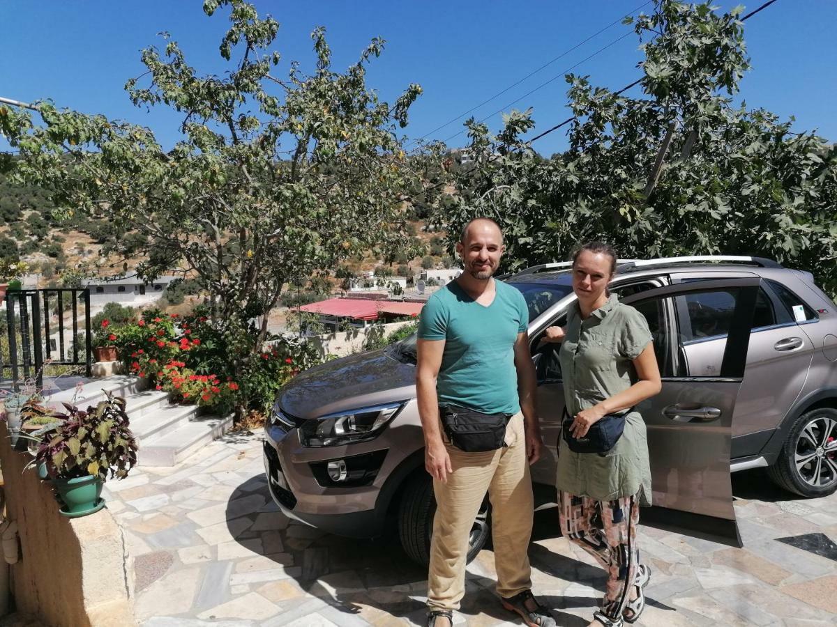 Mhna Guest House ‘Ajlūn Екстериор снимка