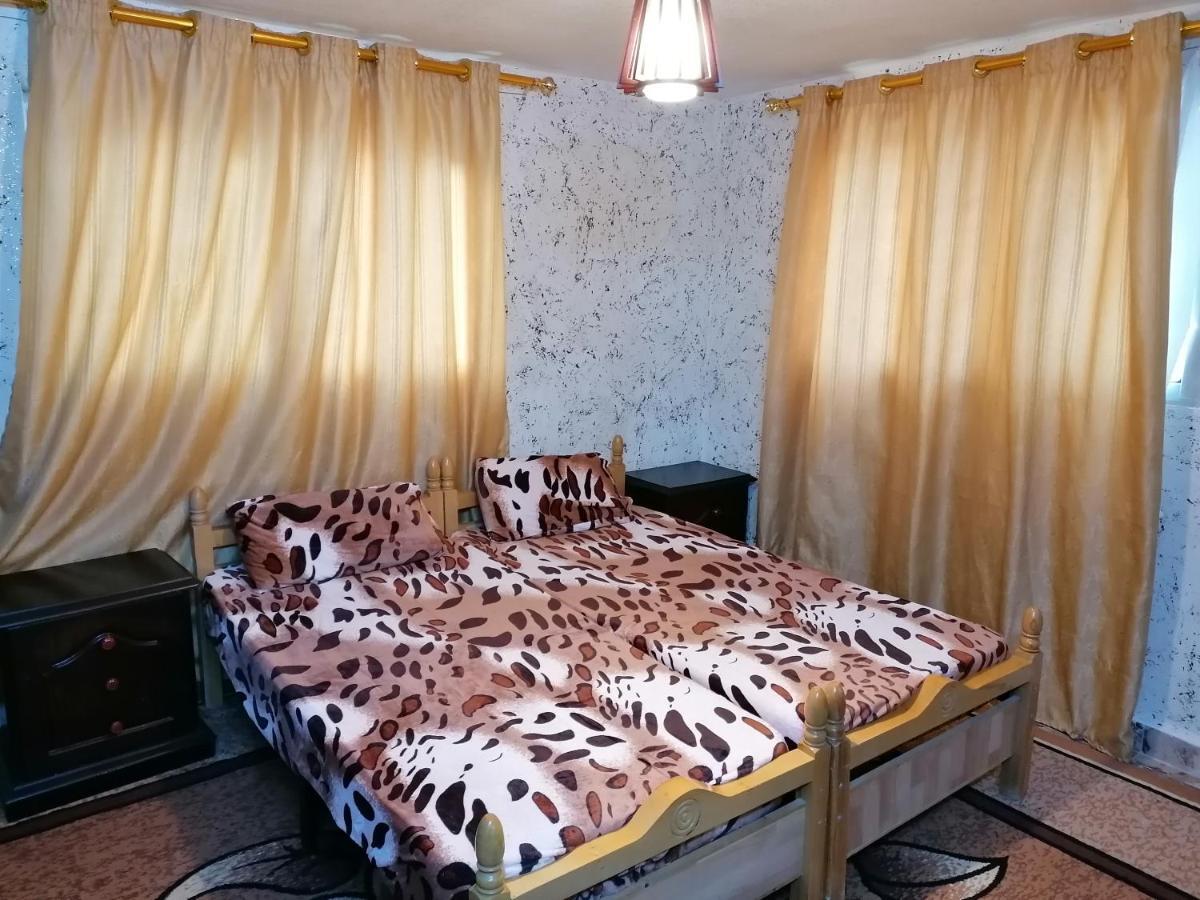 Mhna Guest House ‘Ajlūn Екстериор снимка